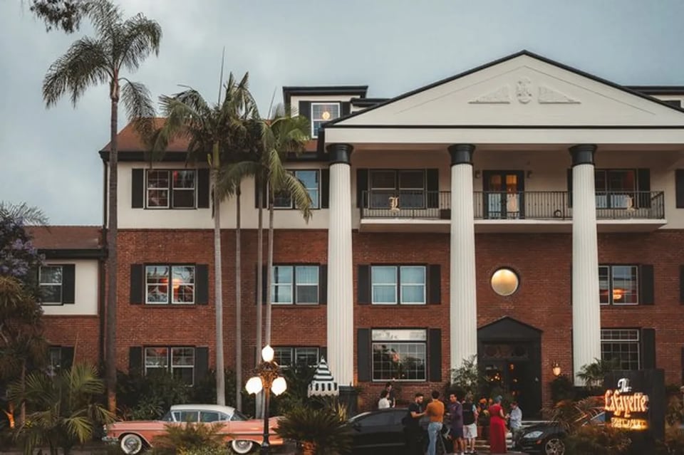 Lafayette Hotel, how it began
