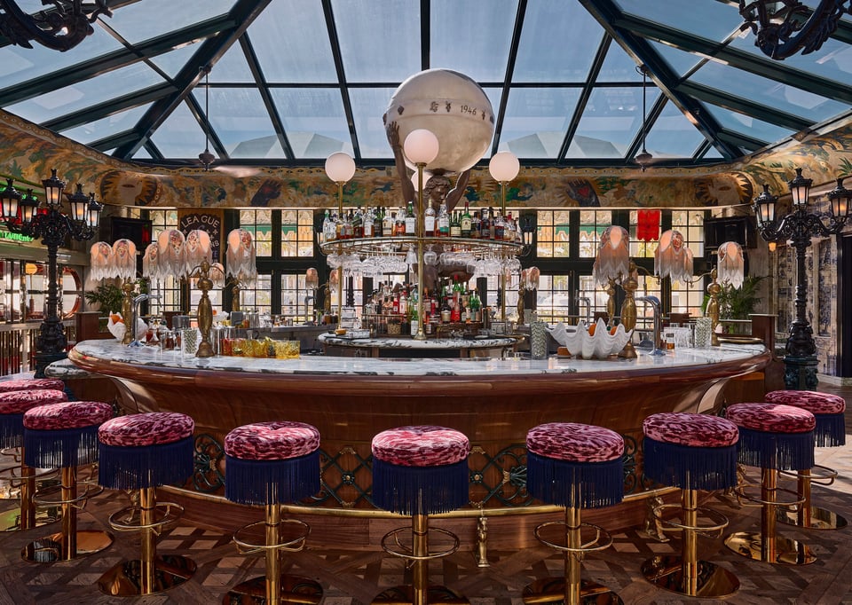 Lafayette Hotel