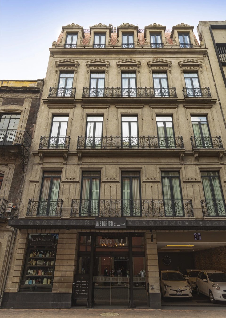 Hotel Histórico Central, how it began