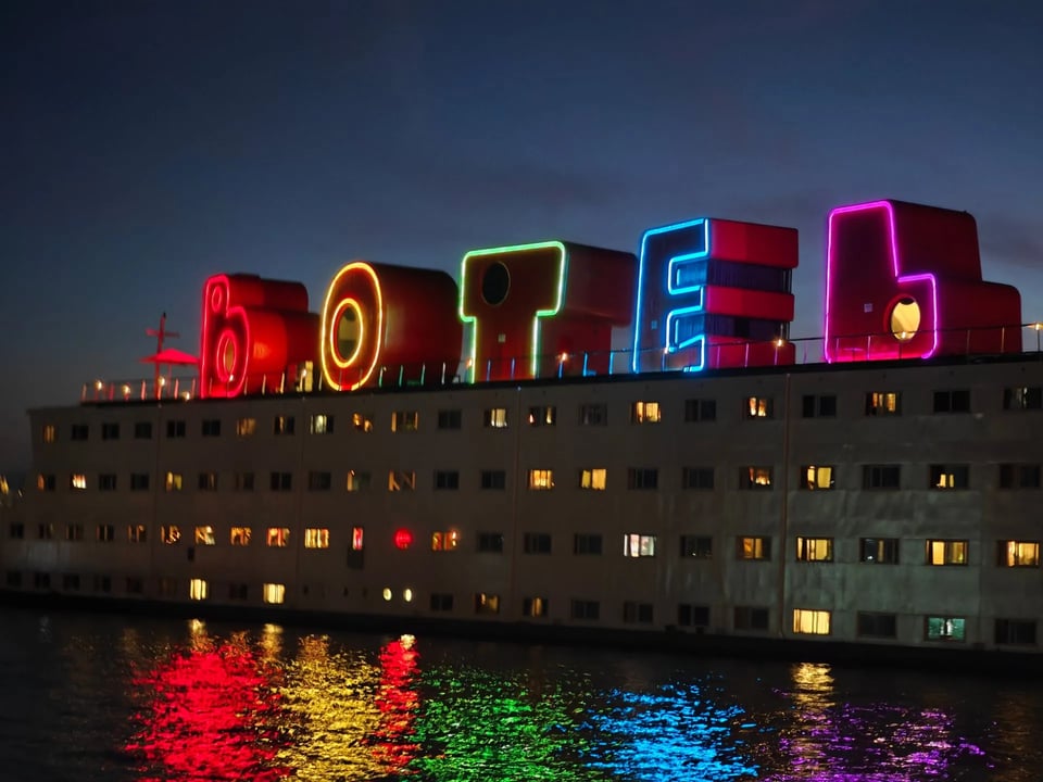 Botel