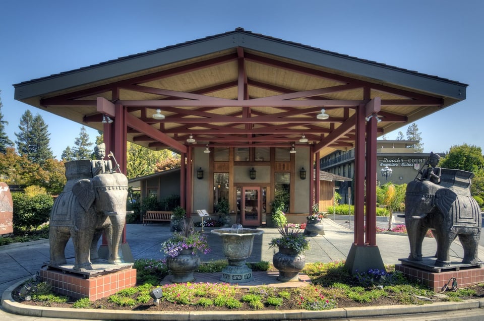 Dinah's Garden Hotel, how it began
