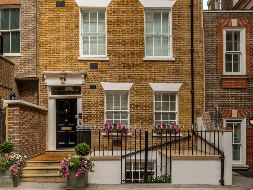 Great Scotland Yard Hotel, how it began