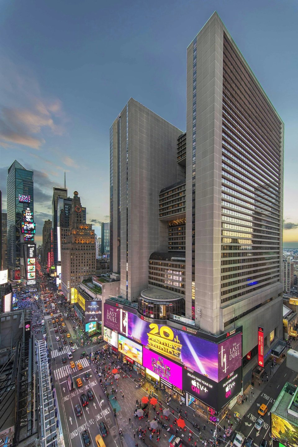 New York Marriott Marquis, how it began