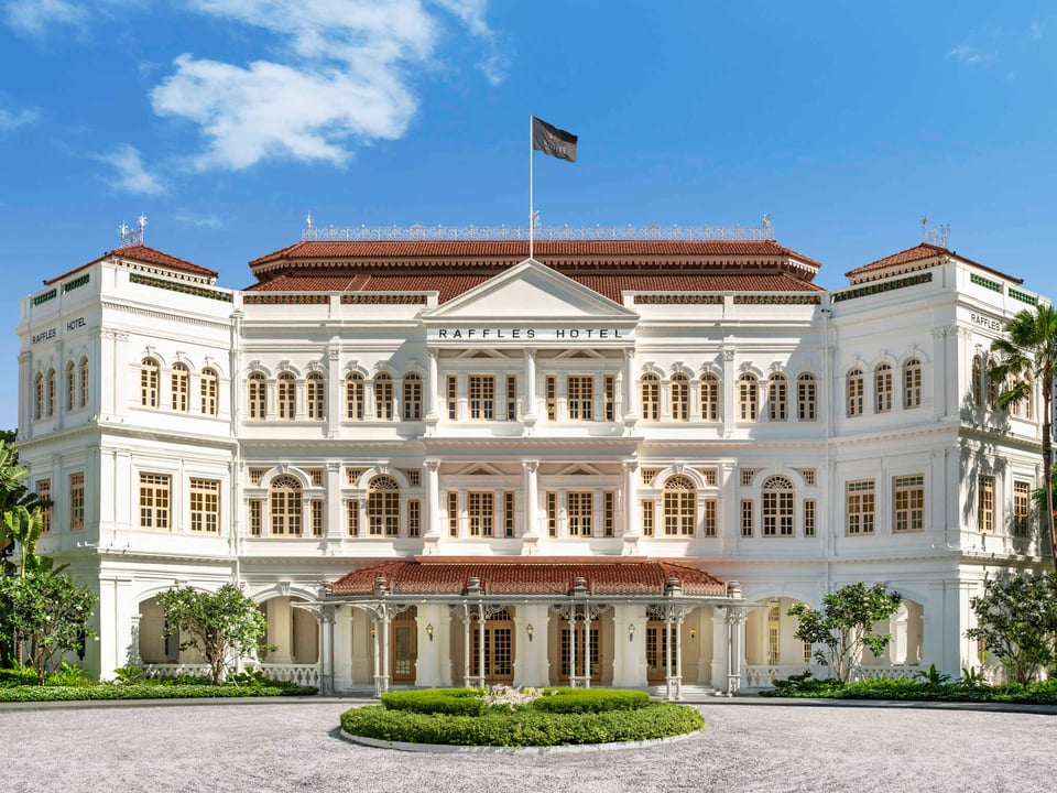 Raffles Singapore, how it began