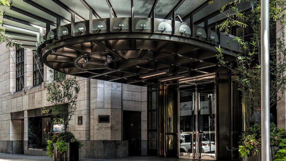 Four Seasons Hotel New York, how it began