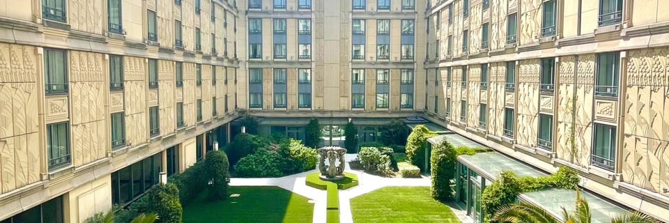 L'Hôtel du Collectionneur, how it began
