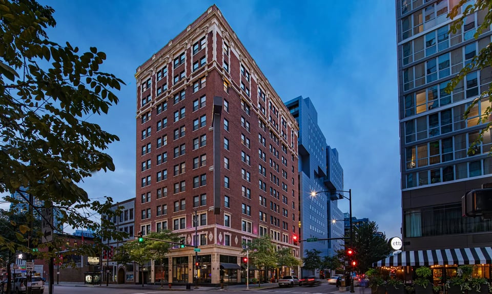 Hotel Felix, how it began