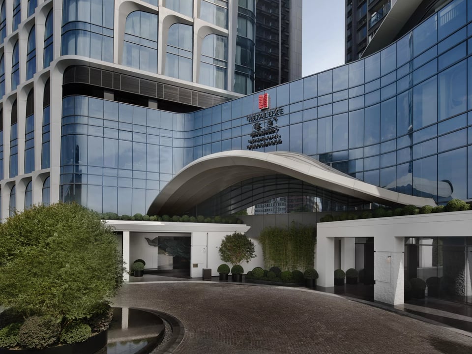 HUALUXE Shenzhen Bao An, an IHG Hotel