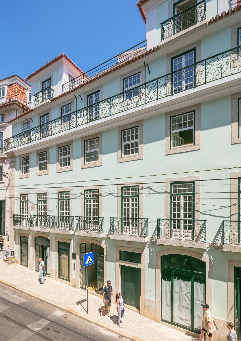 Almaria - Officina Real Apartments | Chiado, how it began