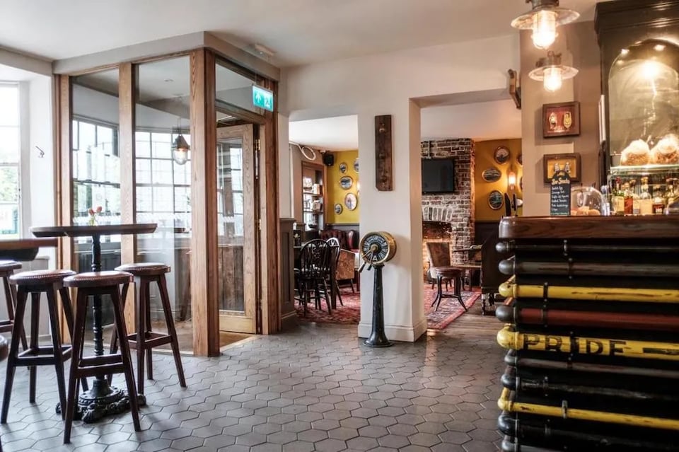 The Pilot, Greenwich