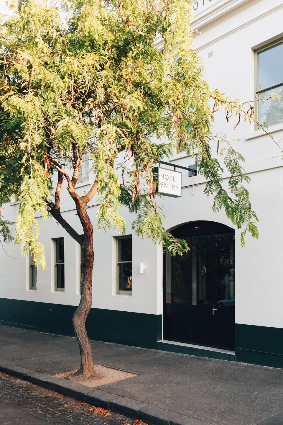 Naughtons Hotel, how it began