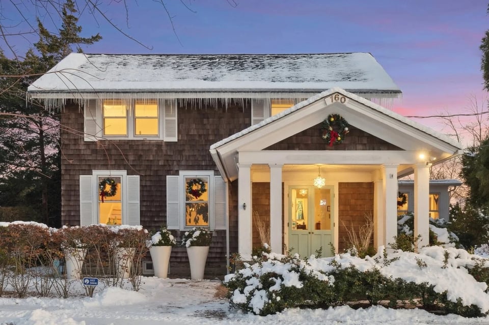 Bellport Inn