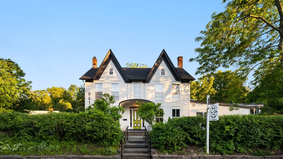 Twin Gables of Woodstock