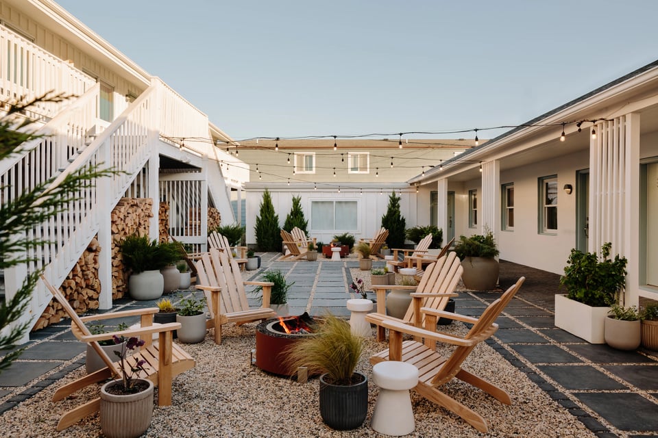 Daunt's Albatross Motel