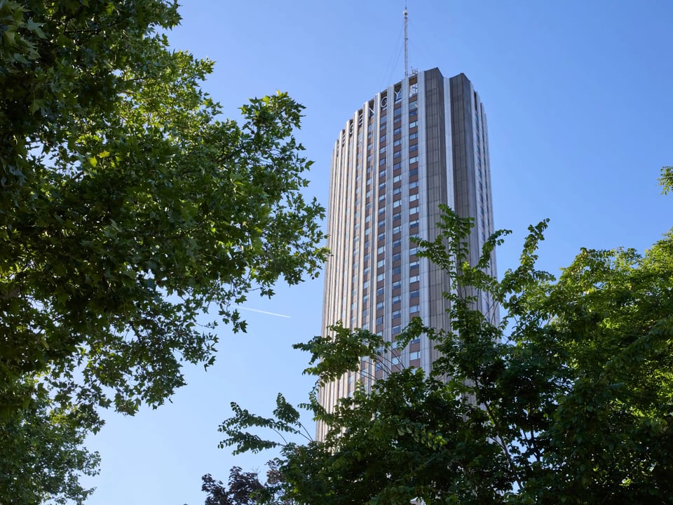 Hyatt Regency Paris Étoile, how it began