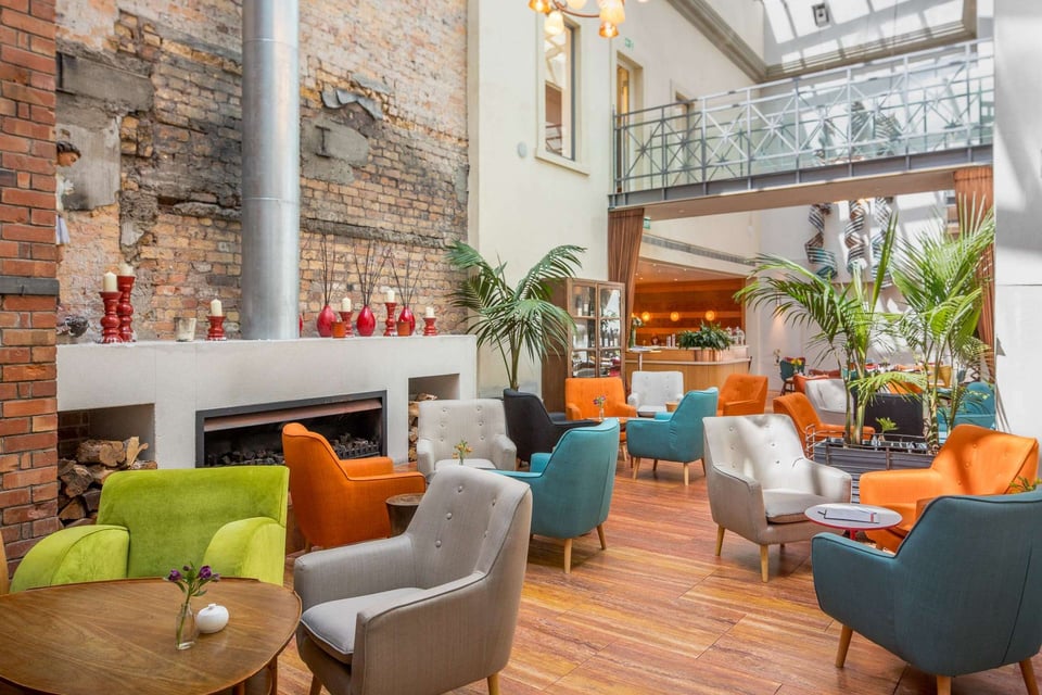 Hotel DeBrett