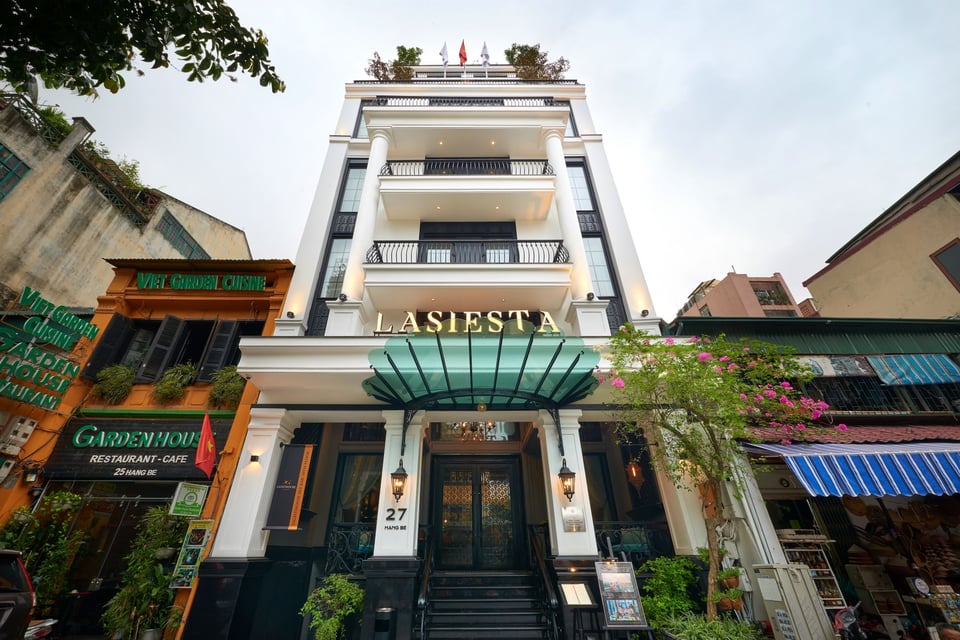 La Siesta Premium Hang Be Hotel, how it began