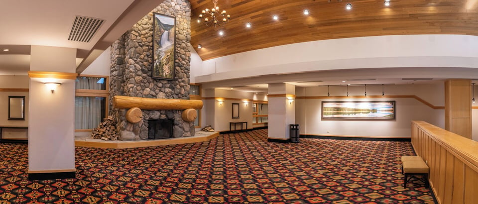 Huntley Lodge