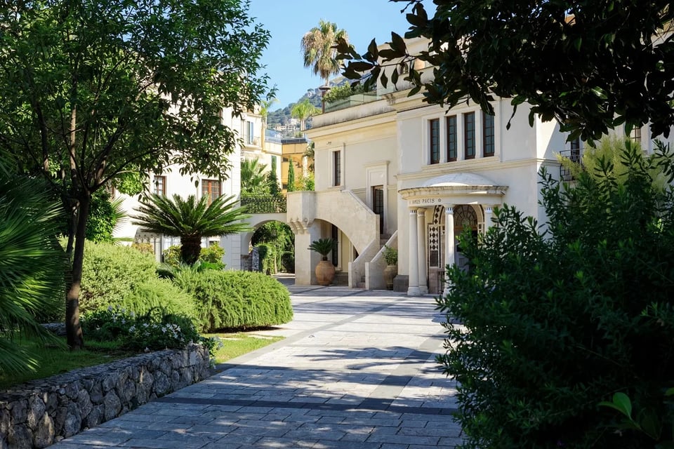 The Ashbee Hotel, how it began