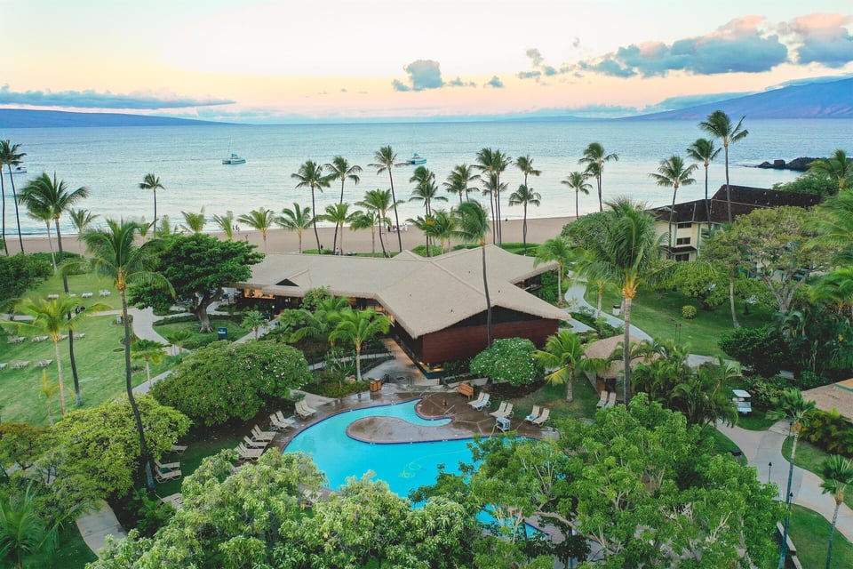 Outrigger Kāʻanapali Beach Resort