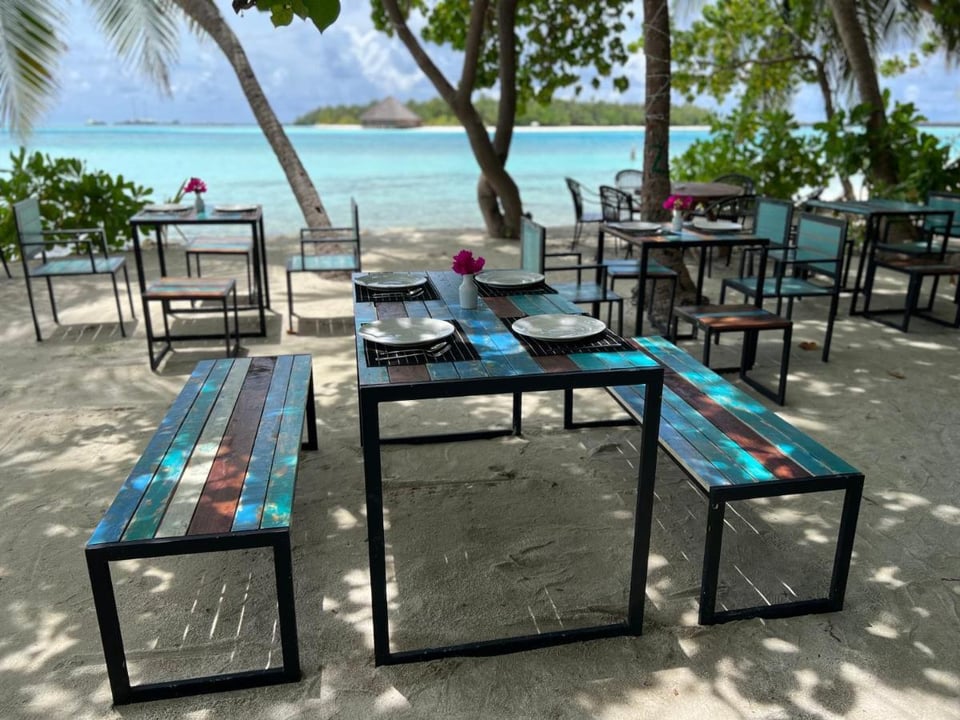 Beach House Dhiffushi