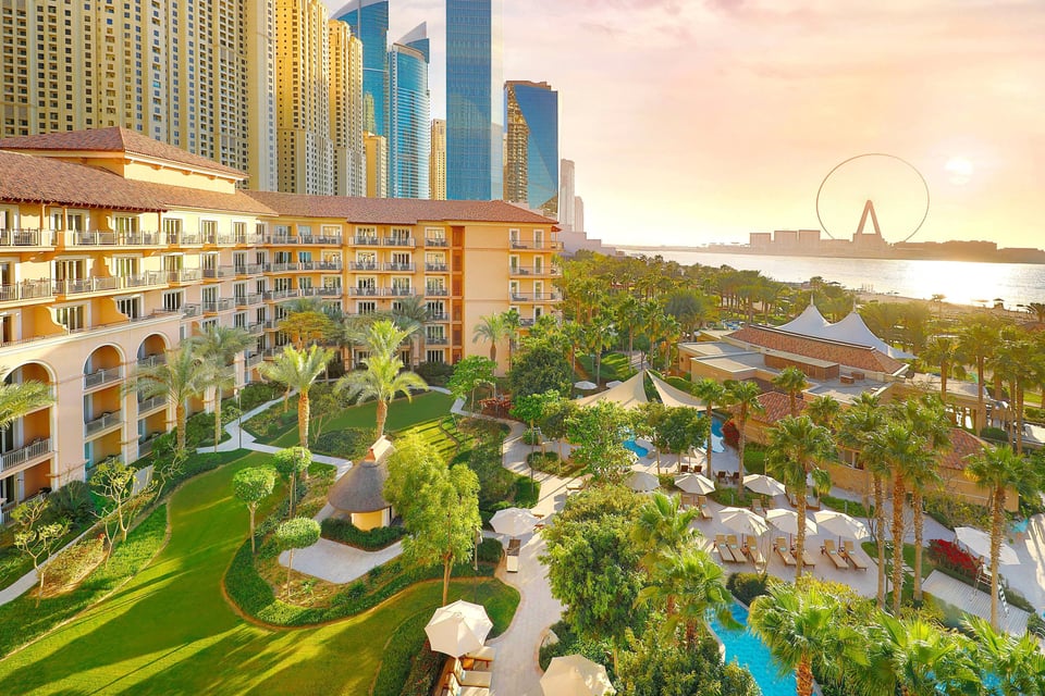 The Ritz-Carlton, Dubai, how it began