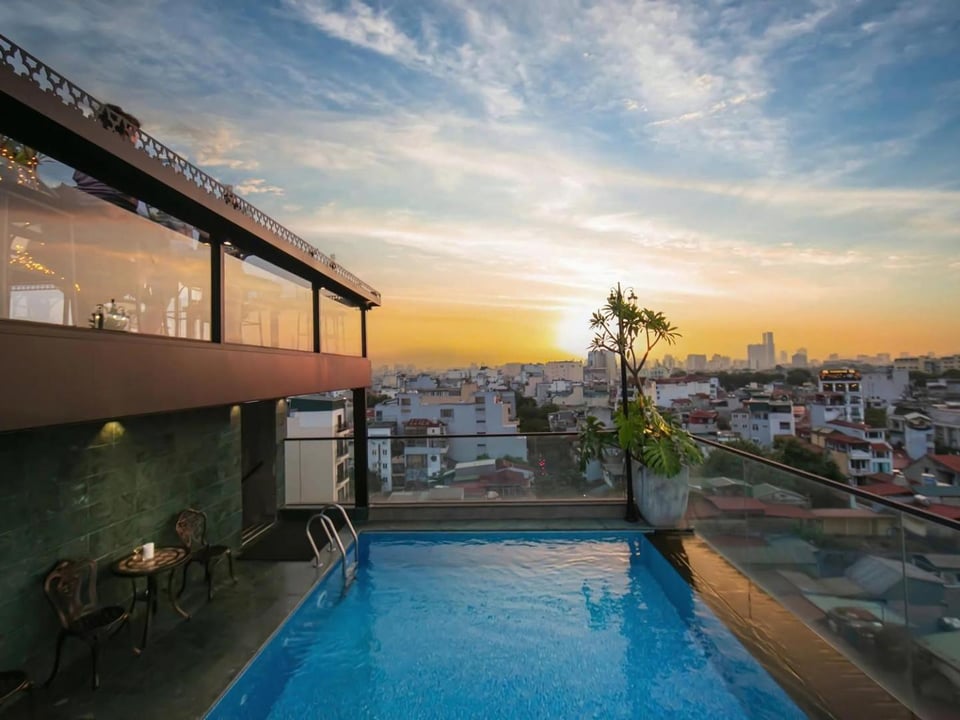GM Premium Hotel
