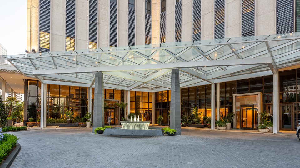 Four Seasons Hotel New Orleans, how it began