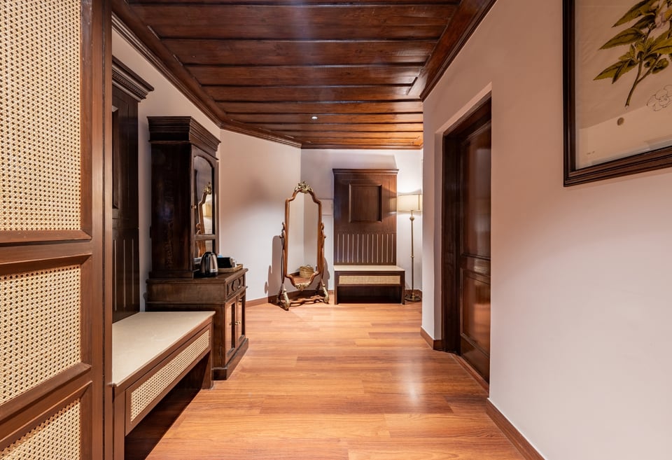 Brij Anayra Hotel