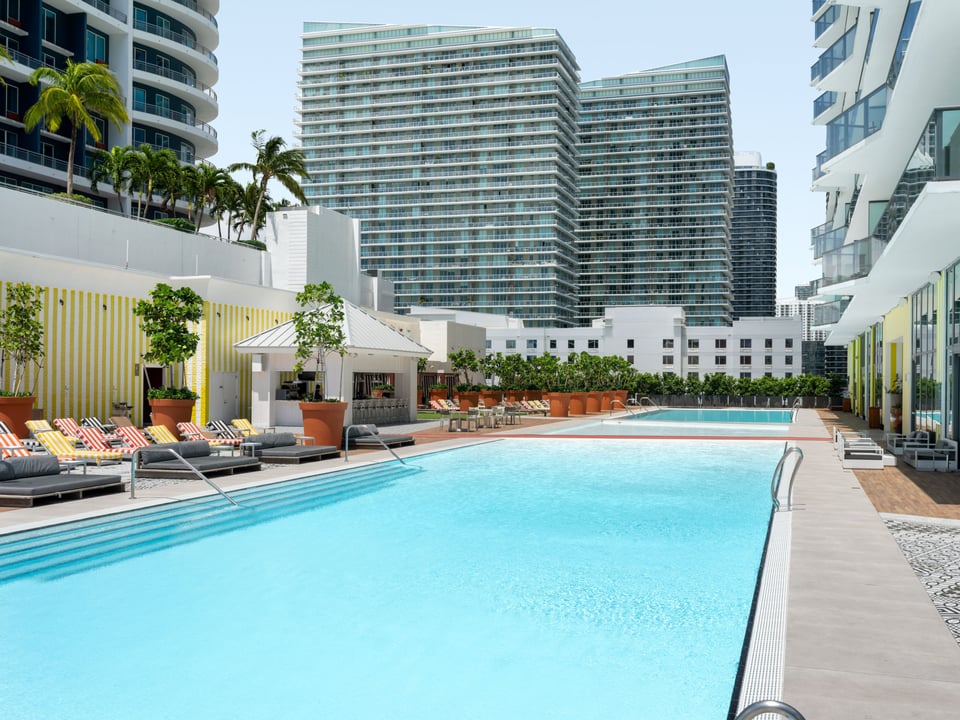 Dua Miami, Autograph Collection