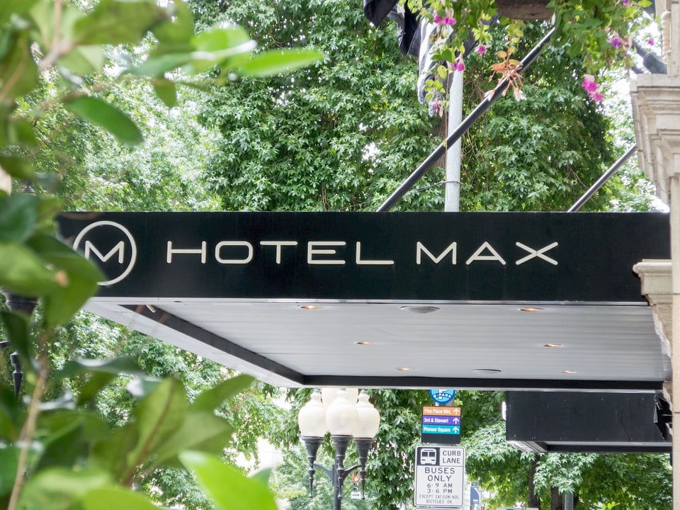 Hotel Max, how it began