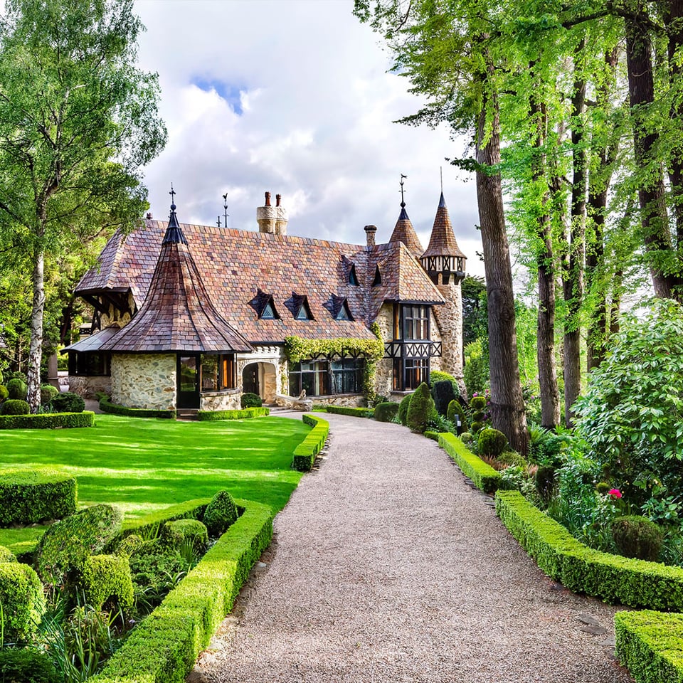 Thorngrove Manor House