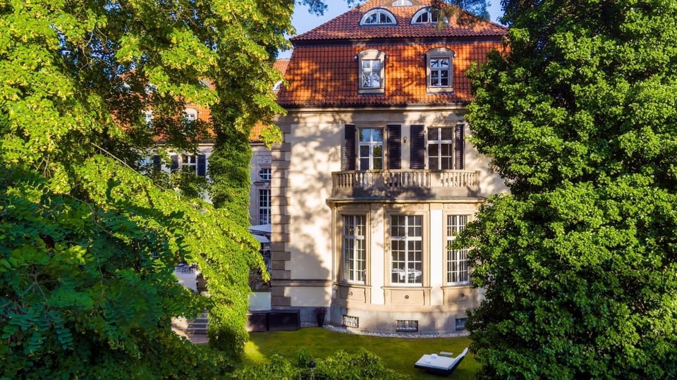 Schlosshotel Berlin, how it began