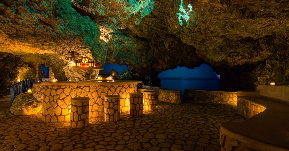 The Caves Hotel