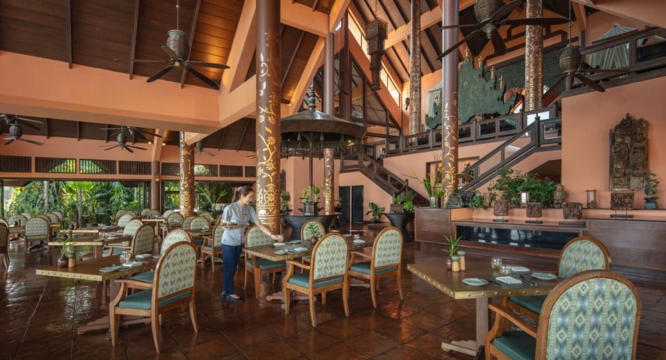 Anantara Golden Triangle Elephant Camp & Resort, eat and drink
