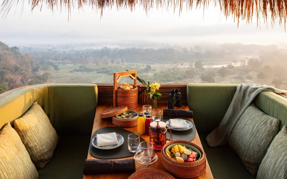 Anantara Golden Triangle Elephant Camp & Resort, eat and drink