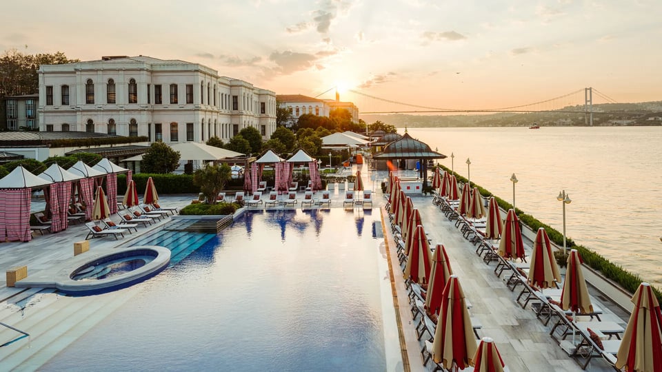 Four Seasons Hotel Istanbul At The Bosphorus