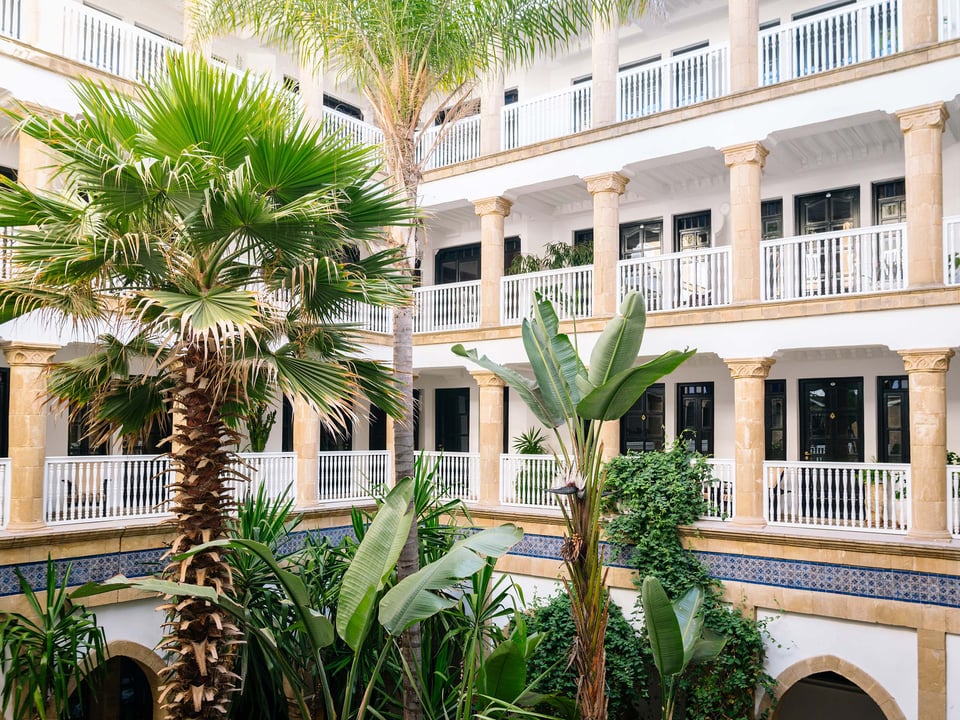 Heure Bleue Palais : Hôtel & Restaurant