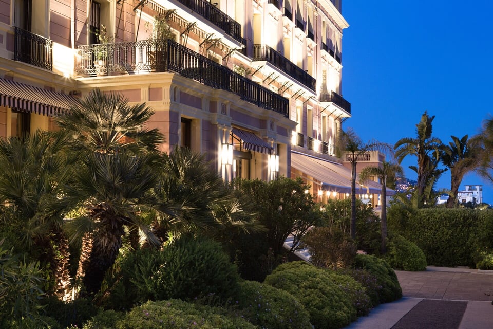 Hotel Royal-Riviera, how it began