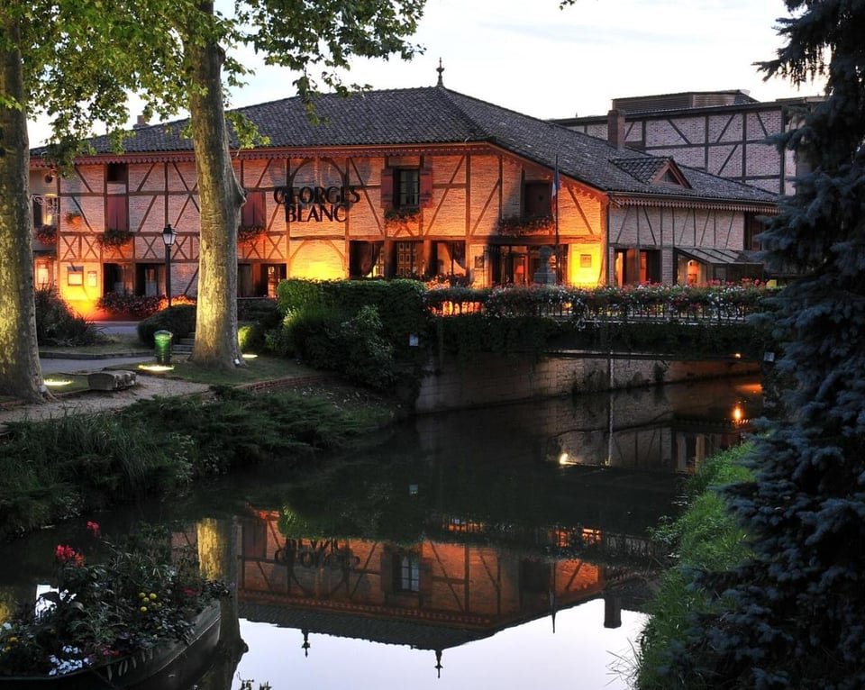 Hotel Georges Blanc · Relais & Châteaux 5 étoiles · Parc & Spa