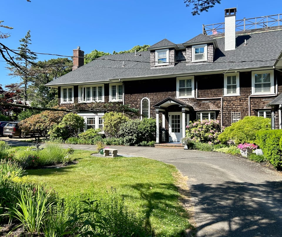 Nobnocket Boutique Inn, how it began