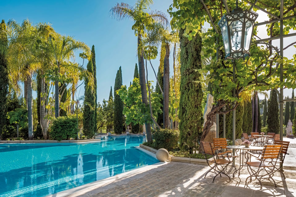 Anantara Villa Padierna Palace Benahavís Marbella Resort, the pool