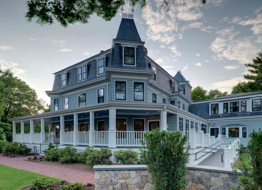 Inn at Hastings Park, how it began