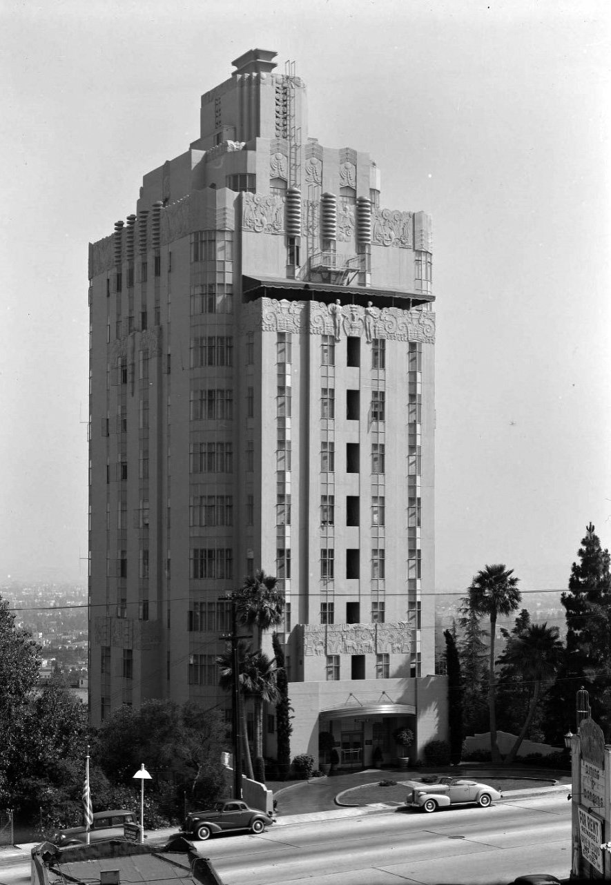 Sunset Tower Hotel, how it began