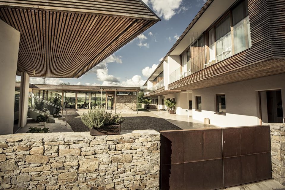 MALAT Weingut und Hotel