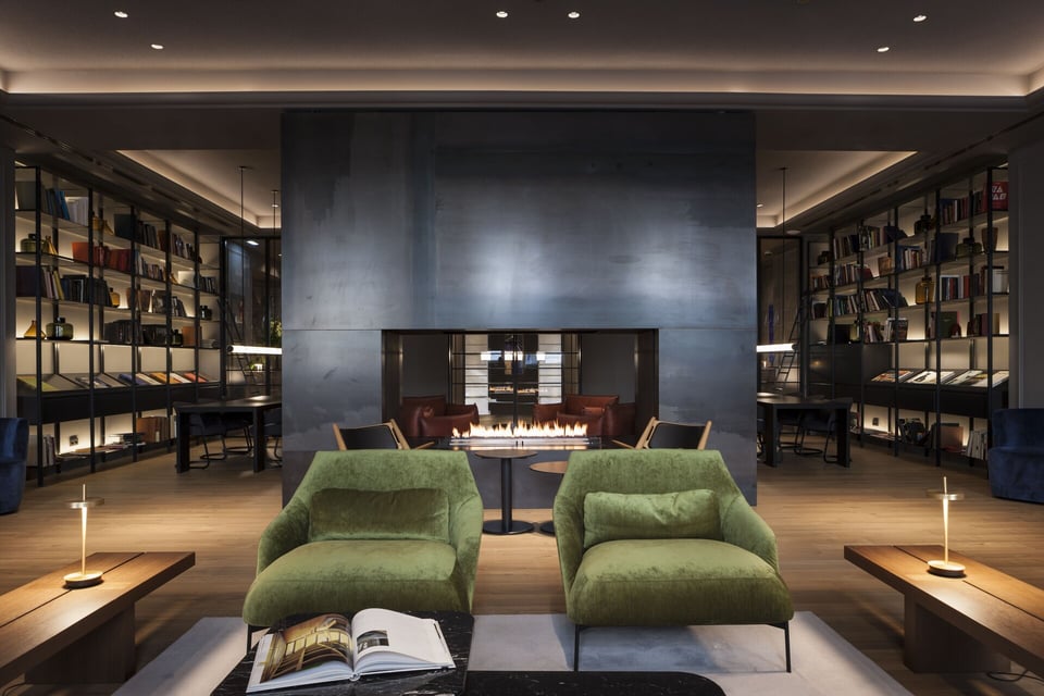 Kozmo Hotel Suites & Spa
