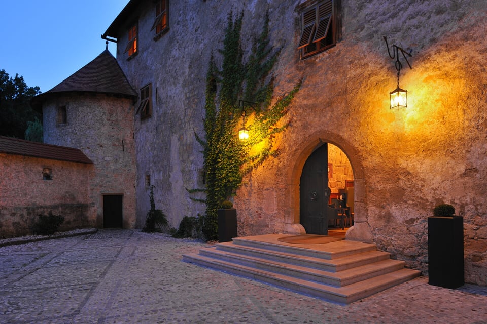 Hotel Grad Otočec, how it began