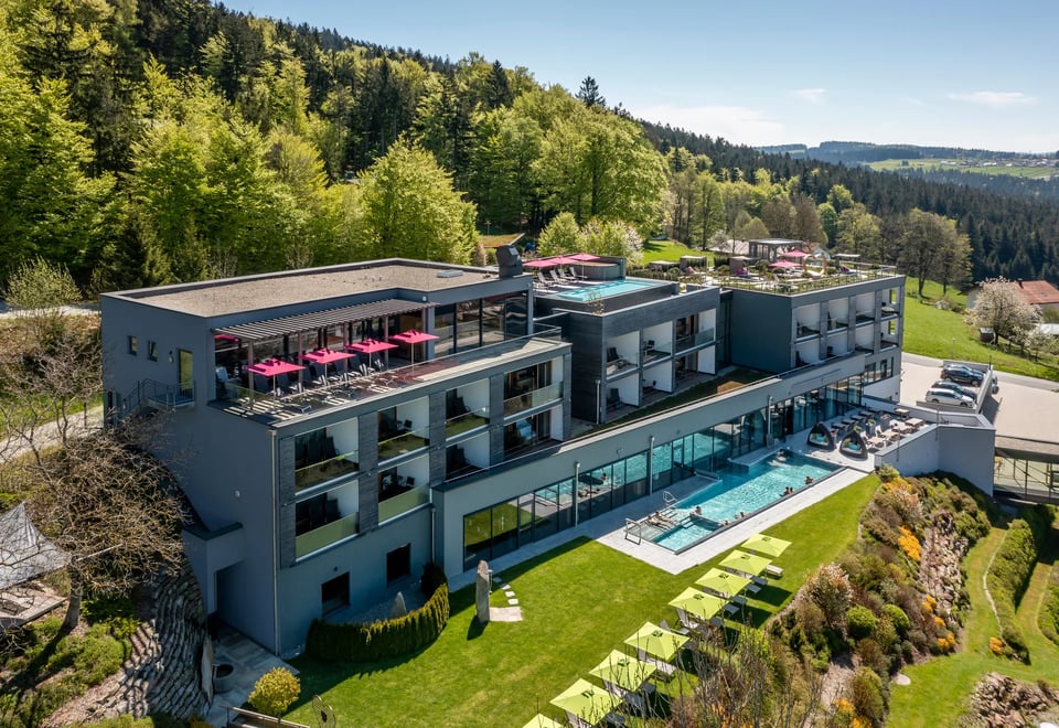 Hüttenhof - Wellnesshotel & Luxus-Chalets - Bayerischer Wald, how it began