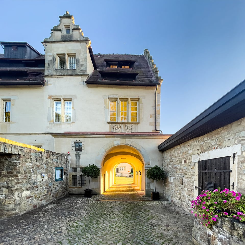 Schlosshotel Münchhausen, how it began