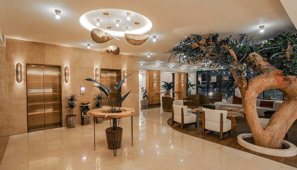 Bratus Hotel
